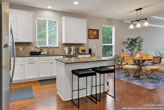Image 6 of 21 For 7103 Marina Del Rey