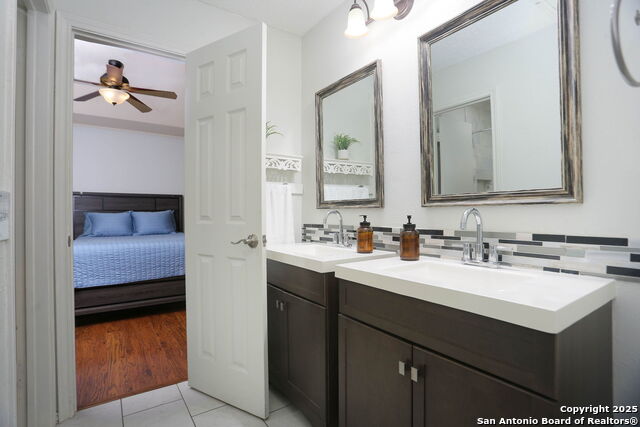 Image 14 of 19 For 10150 Inridge