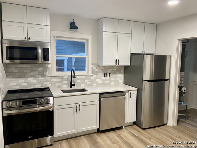 Image 2 of 8 For 531 Queen Anne