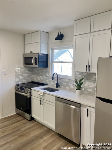 Image 3 of 8 For 531 Queen Anne