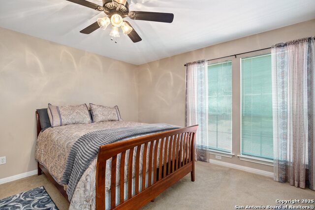 Image 20 of 33 For 102 Elm Hill Ct