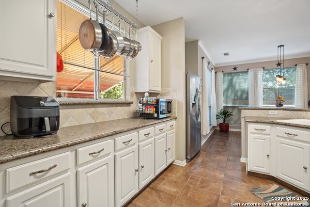 Image 9 of 33 For 102 Elm Hill Ct