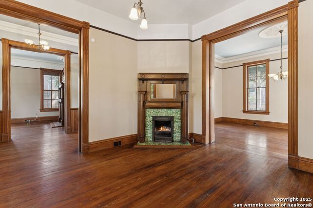 Listing photo id 13 for 134 Cedar St