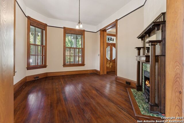 Listing photo id 15 for 134 Cedar St