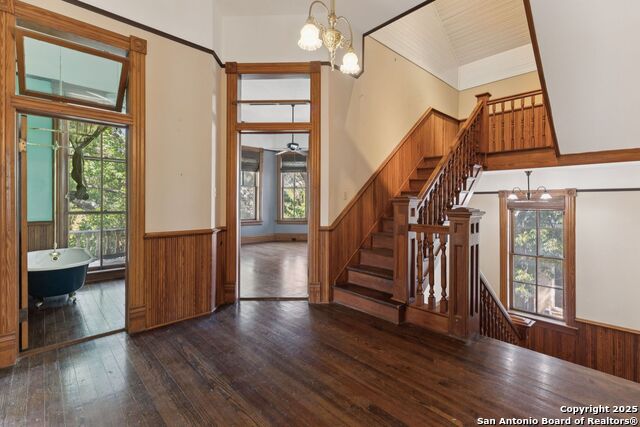 Listing photo id 28 for 134 Cedar St