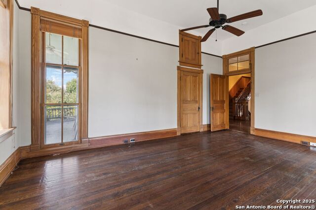 Listing photo id 35 for 134 Cedar St