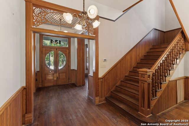 Listing photo id 5 for 134 Cedar St