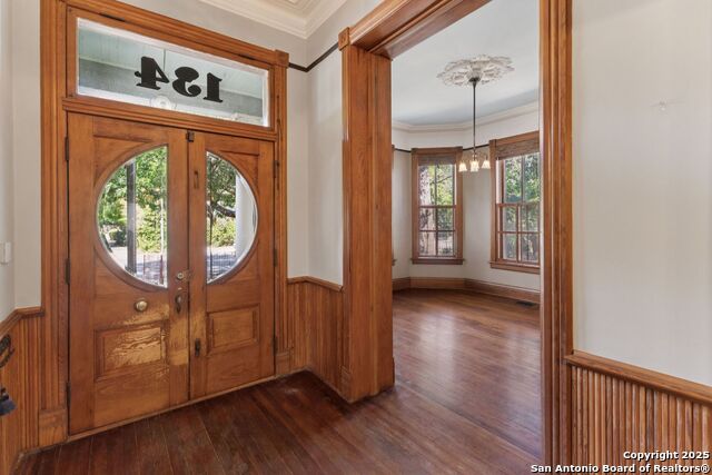 Listing photo id 6 for 134 Cedar St