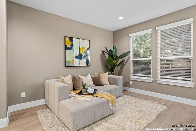 Image 7 of 25 For 1511 Sandalwood Ln, #11 E