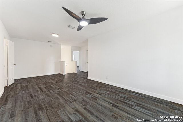 Image 14 of 20 For 7310 Roveen Trail