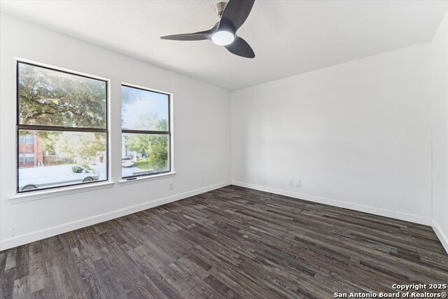 Image 15 of 20 For 7310 Roveen Trail