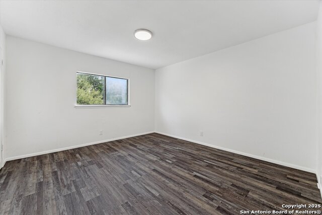Image 17 of 20 For 7310 Roveen Trail
