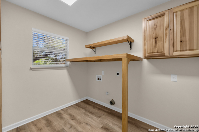 Image 15 of 33 For 106 Broken Spur