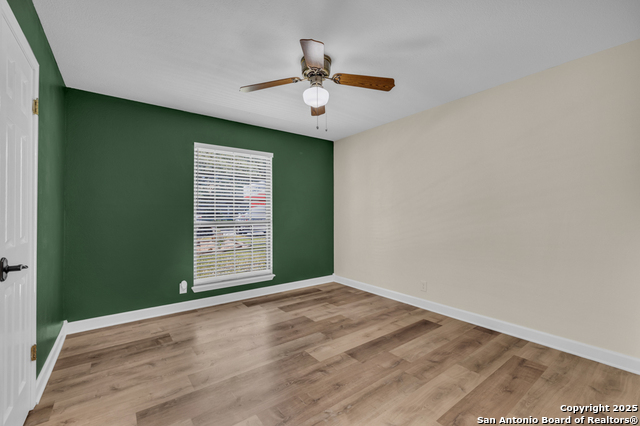 Image 21 of 33 For 106 Broken Spur