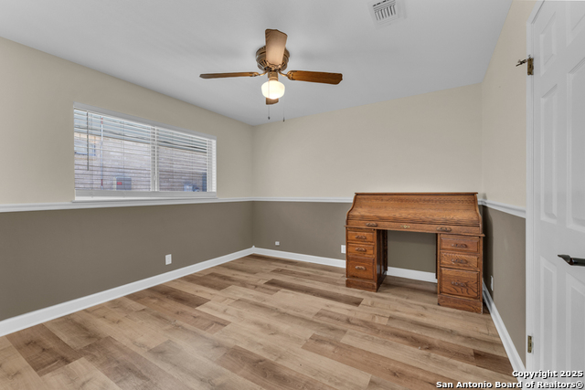 Image 22 of 33 For 106 Broken Spur