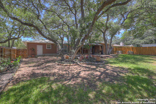 Image 27 of 33 For 106 Broken Spur