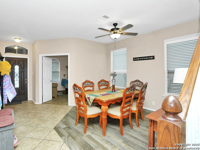 Image 5 of 22 For 8743 Dove Oak Ln