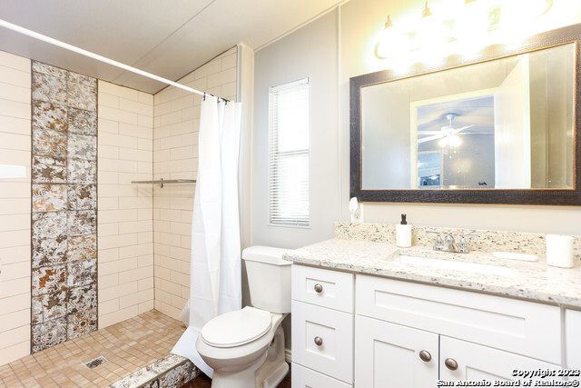 Image 17 of 26 For 161 Water St