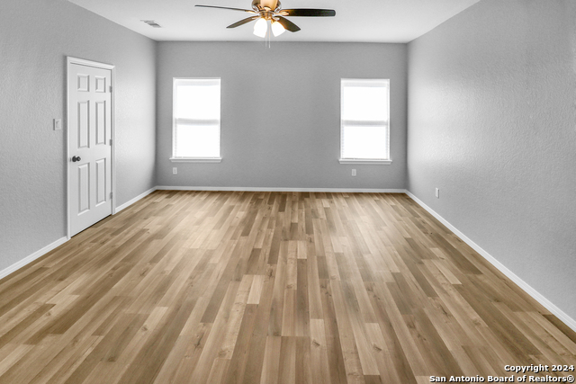 Image 19 of 39 For 1416 Skyline Hills