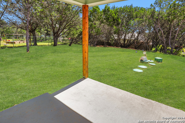 Image 26 of 39 For 1416 Skyline Hills