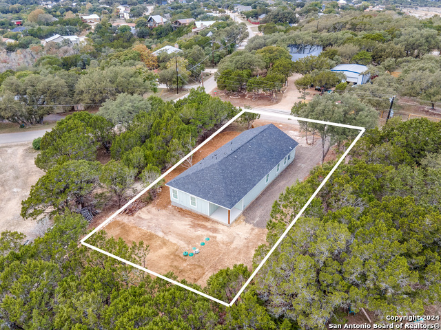 Image 33 of 39 For 1416 Skyline Hills