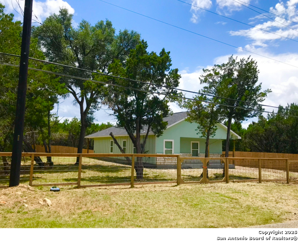 Image 5 of 39 For 1416 Skyline Hills