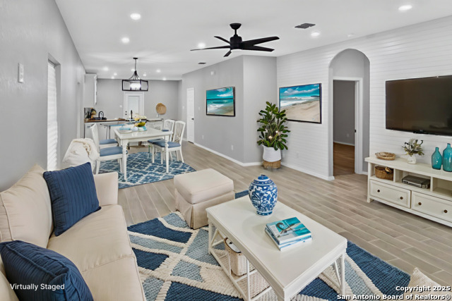 Image 7 of 39 For 1416 Skyline Hills