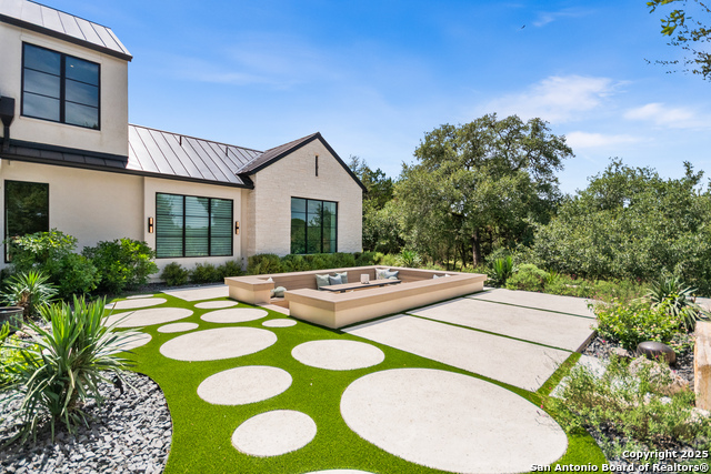 Image 16 of 50 For 167 Riverwood
