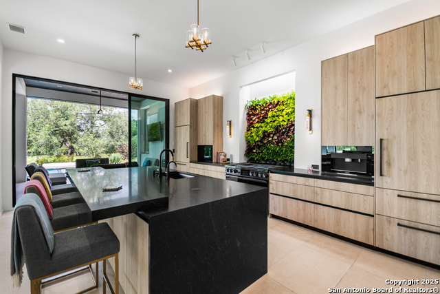 Image 18 of 50 For 167 Riverwood