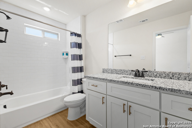 Image 19 of 49 For 7615 Gramercy Way  101-