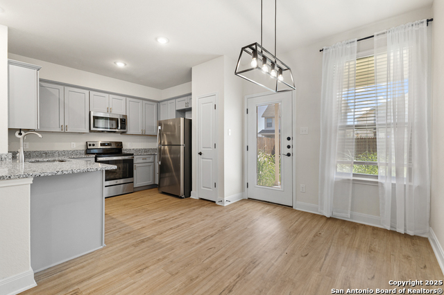 Image 32 of 49 For 7615 Gramercy Way  101-