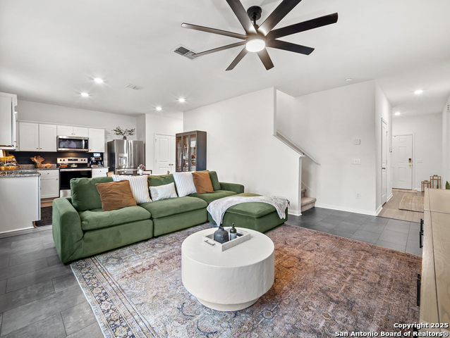 Image 10 of 36 For 5484 Rue Girard
