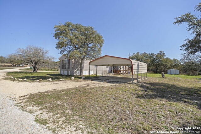 Image 18 of 43 For 820 Forest View