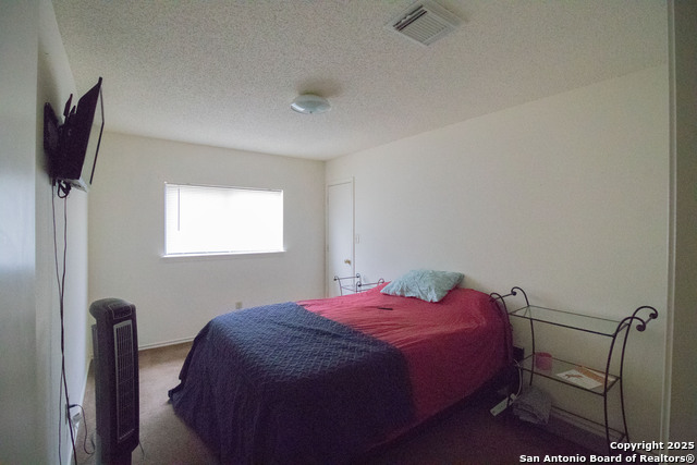 Image 21 of 35 For 797 Killarney Rd