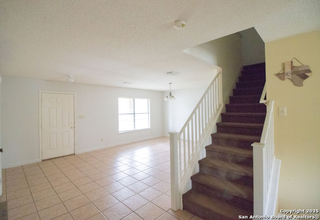 Image 8 of 35 For 797 Killarney Rd