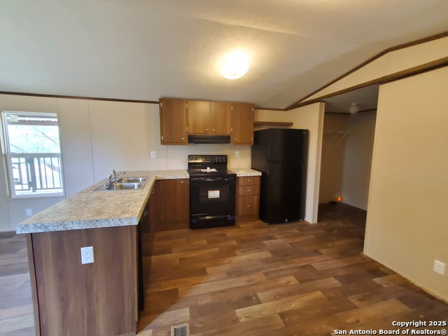 Image 4 of 10 For 9990 Crow Lane  3