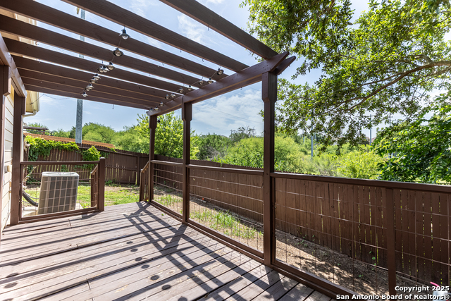 Image 30 of 30 For 9518 Lookover Bay