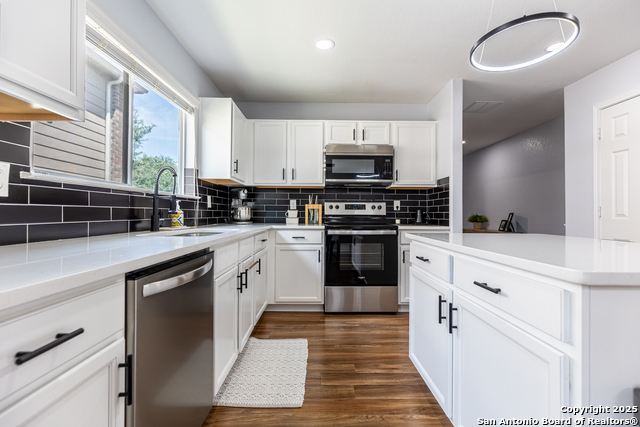 Image 4 of 30 For 9518 Lookover Bay