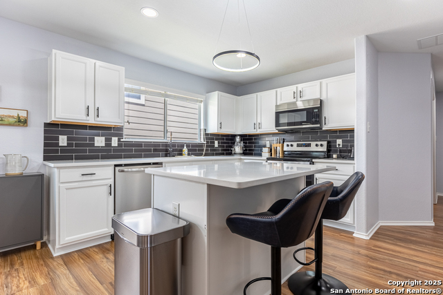 Image 5 of 30 For 9518 Lookover Bay