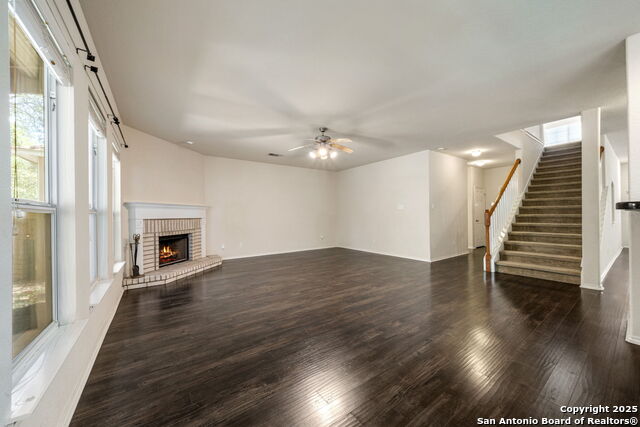 Listing photo id 9 for 23118 Bengal Brook