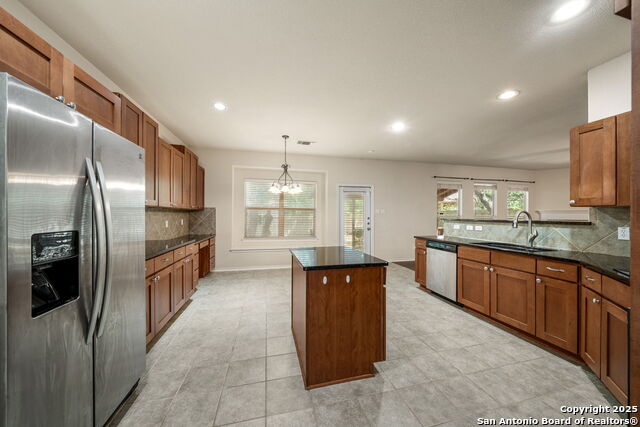 Listing photo id 14 for 23118 Bengal Brook