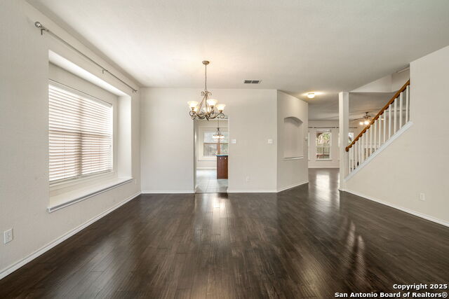 Listing photo id 17 for 23118 Bengal Brook