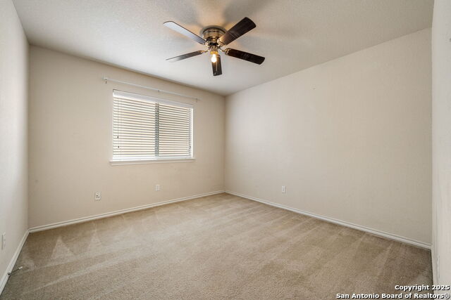 Listing photo id 27 for 23118 Bengal Brook