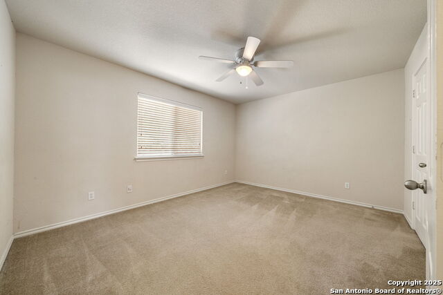 Listing photo id 30 for 23118 Bengal Brook