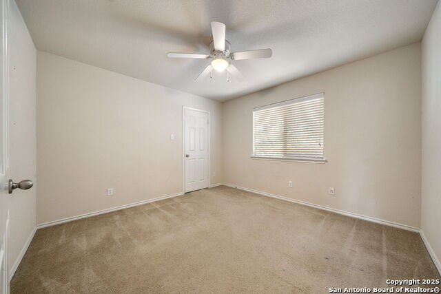 Listing photo id 31 for 23118 Bengal Brook