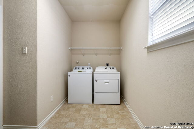 Listing photo id 33 for 23118 Bengal Brook