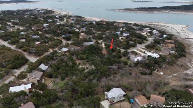 Listing photo id 1 for 1476 Paradise