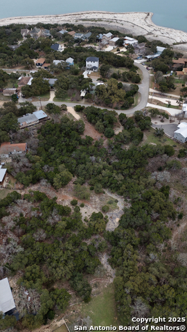 Listing photo id 2 for 1476 Paradise