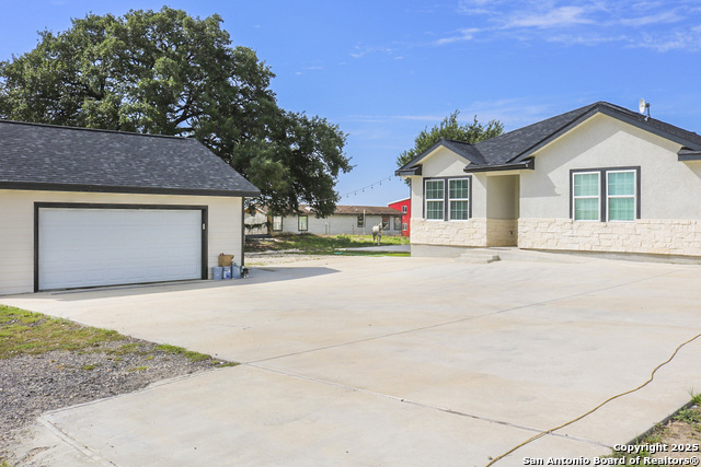 Image 2 of 26 For 3163 Fm 2504