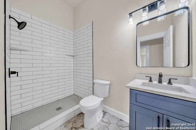 Image 12 of 16 For 530 Carson E